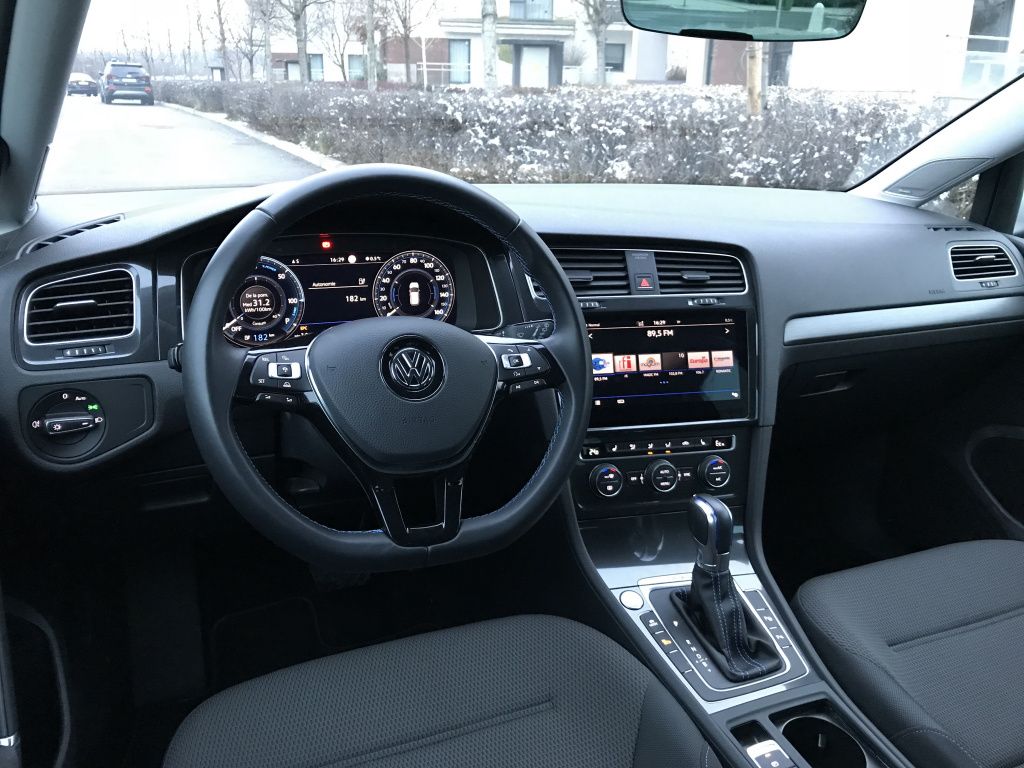 Volkswagen e-Golf facelift - Imagine 13