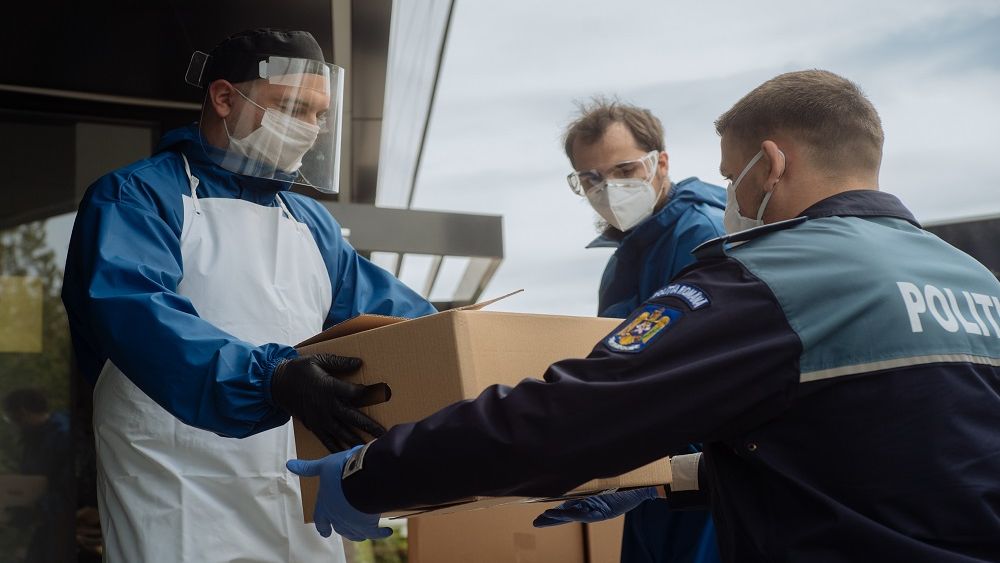 COVID-19 | Compania Metaminds și restaurantul Kaiamo donează până la 400 de meniuri de prânz echipajelor de poliție și echipei SMURD