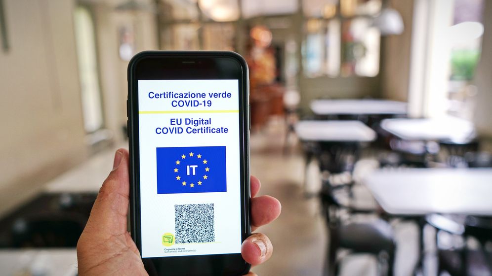 Surse: Ce va însemna noul certificat COVID-19 și când va fi impus