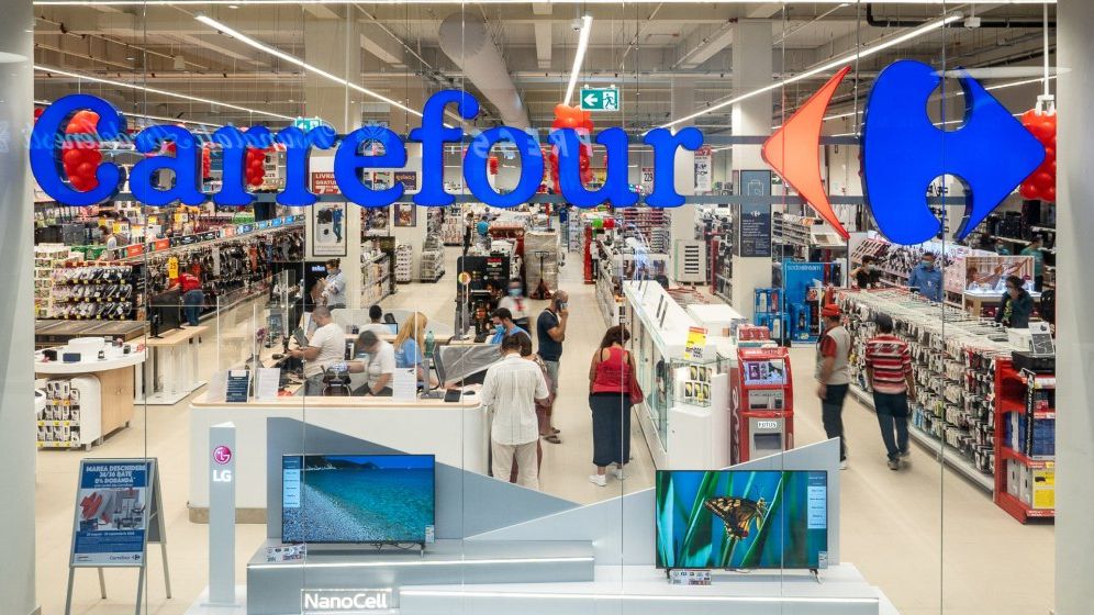 Programul magazinelor Carrefour din București de Crăciun și Anul Nou