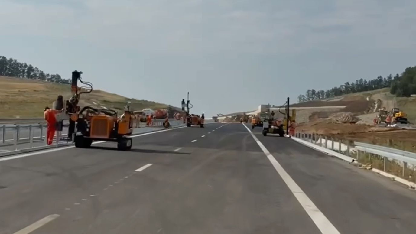 Începe recepția pe o porțiune contestată din Autostrada Transilvaniei. USR a denumit-o „autostrada muzeu”