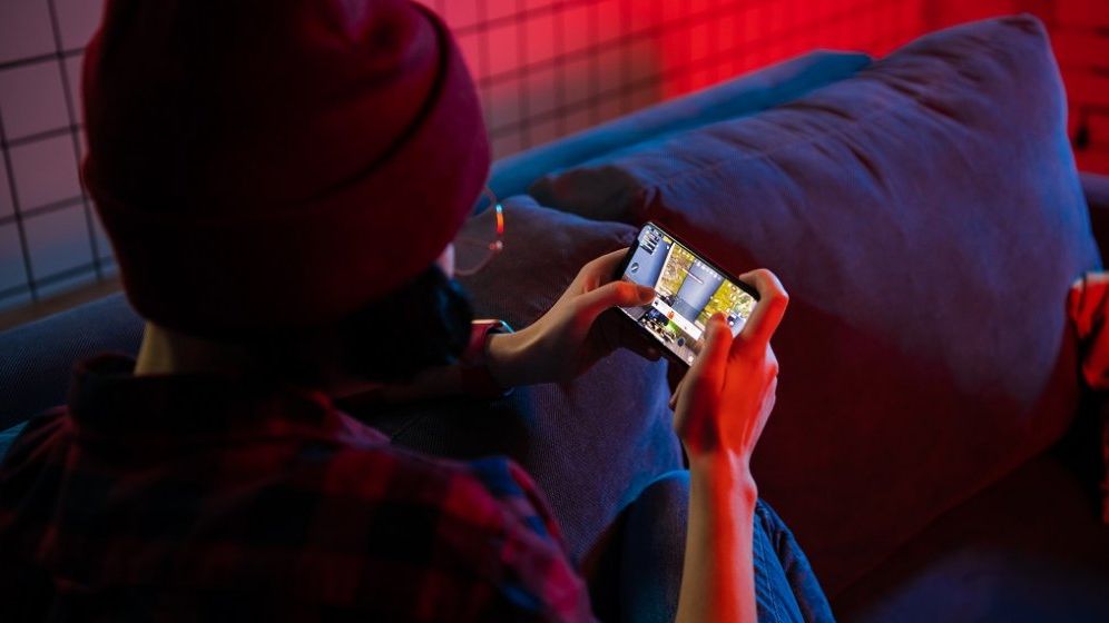China le dă voie copiilor să se joace online doar trei ore pe săptămână