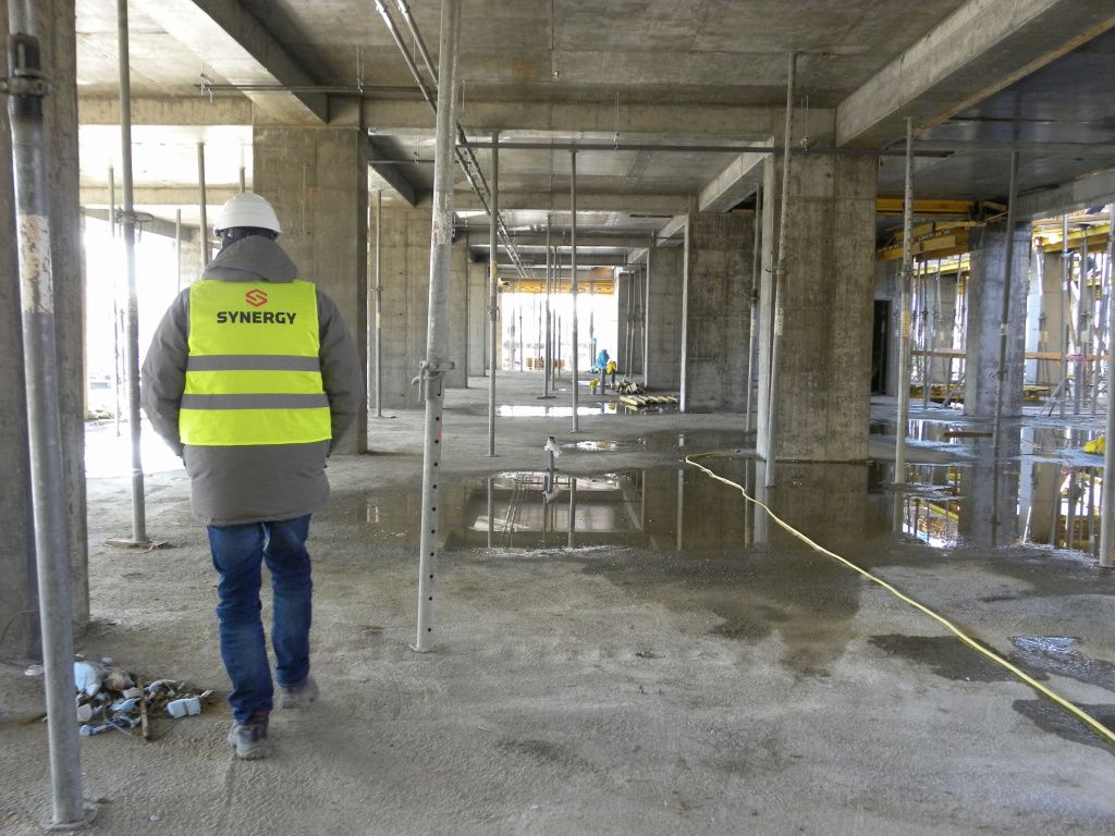 GALERIE FOTO Orasul medical al lui Wargha Enayati - Imagine 6