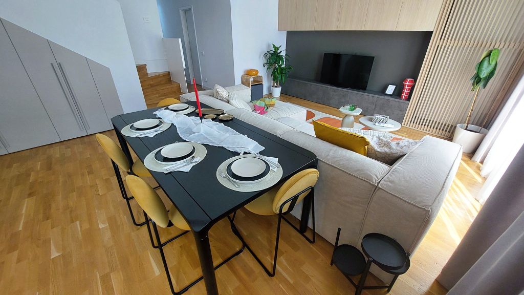 GALERIE FOTO | Cum arată un penthouse de 325.000 de euro dintr-un complex exclusivist din nordul Ca - Imagine 4