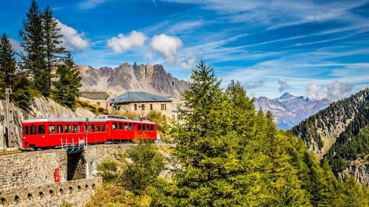 7 destinatii racoroase in Europa: iata unde te ascunzi de canicula in aceasta vara