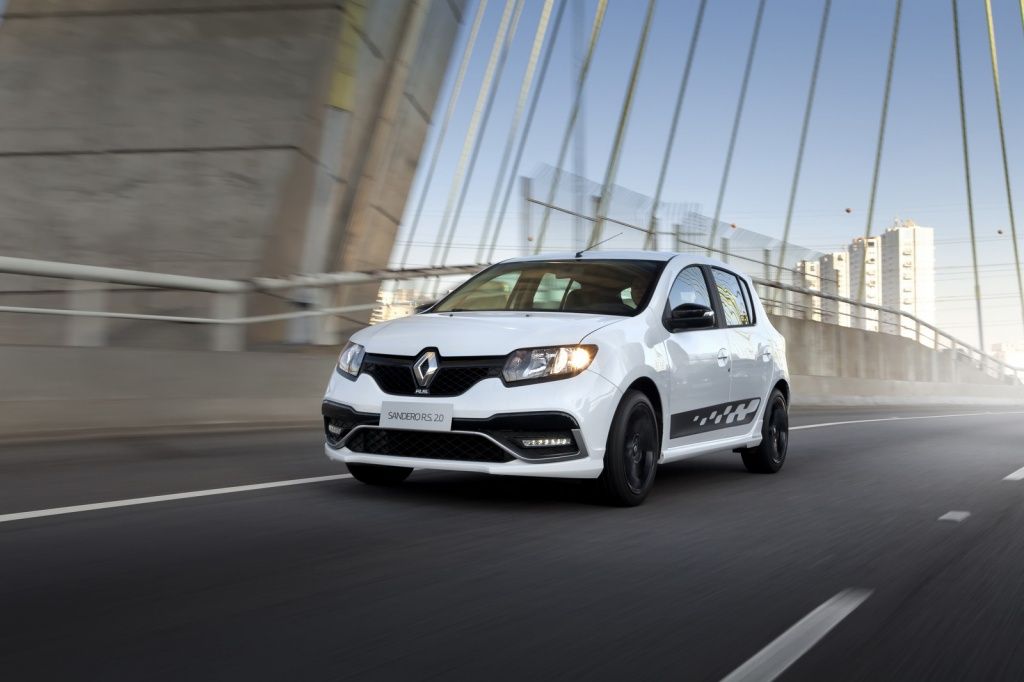 Sandero RS 2.0 - Imagine 22