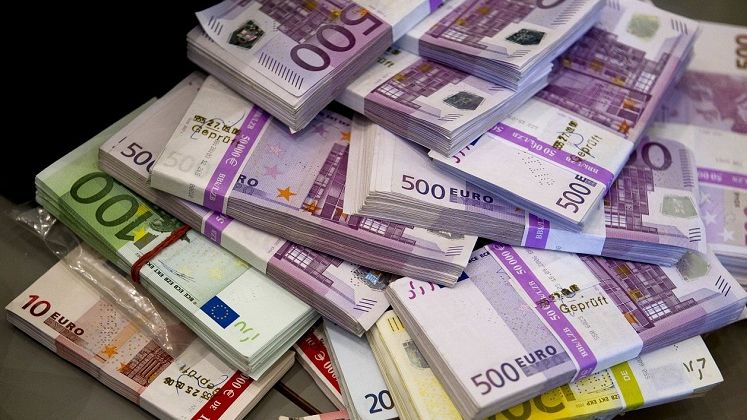 Romania a iesit pe pietele externe sa se imprumute. Statul a vandut obligatiuni de 1 miliard de euro