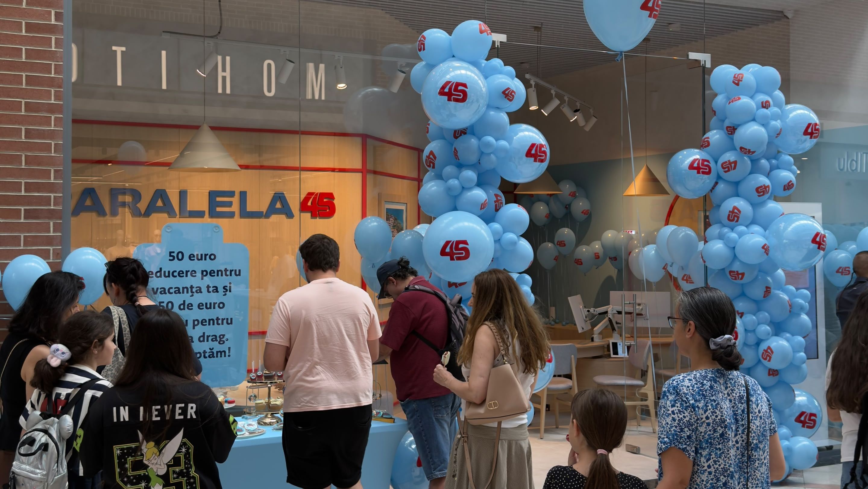 Paralela45 deschide o nouă agenție într-un mall din București: ce pregătește agenția pentru turiștii români