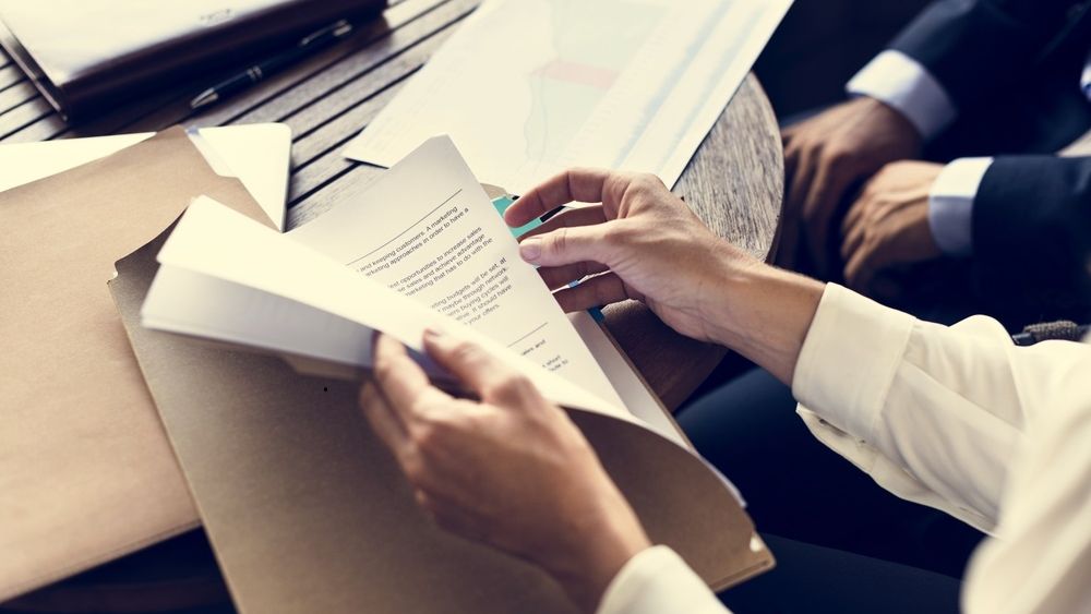 Esti actionar la o companie straina? Cum iti vor fi taxate dividendele si cum poti evita dubla impunere