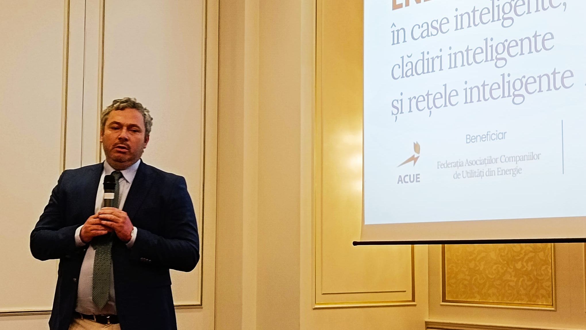 Răzvan Nicolescu: Suntem dependenți energetic de cum se trezește într-o dimineață Putin