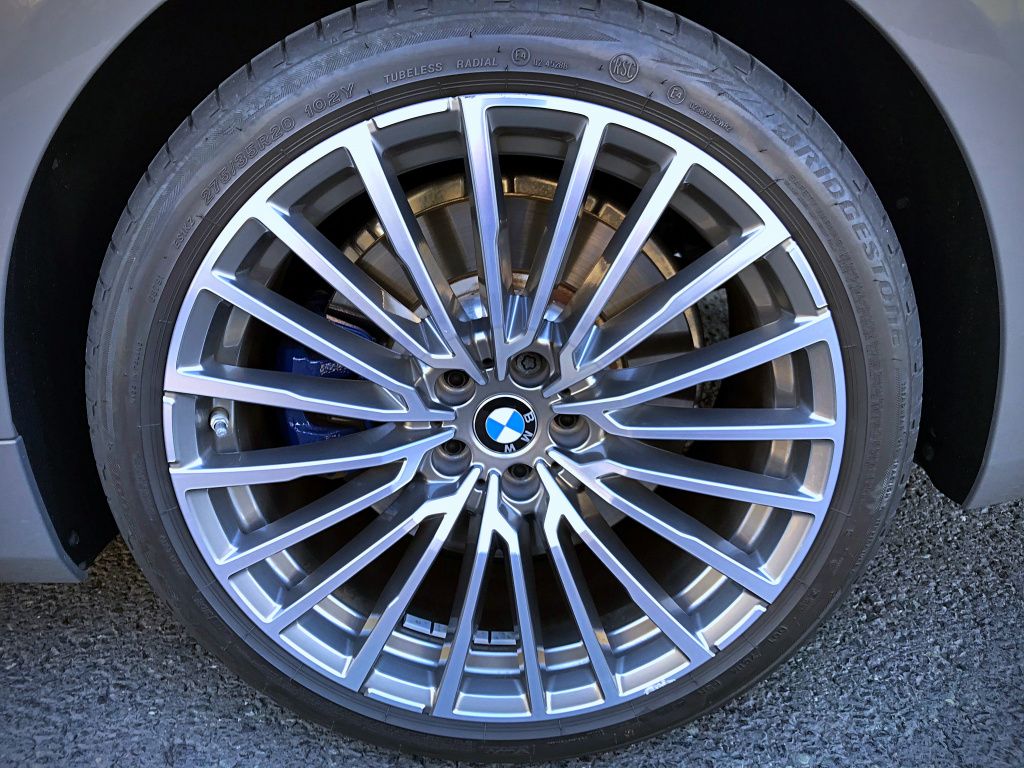 BMW 745e - Imagine 22
