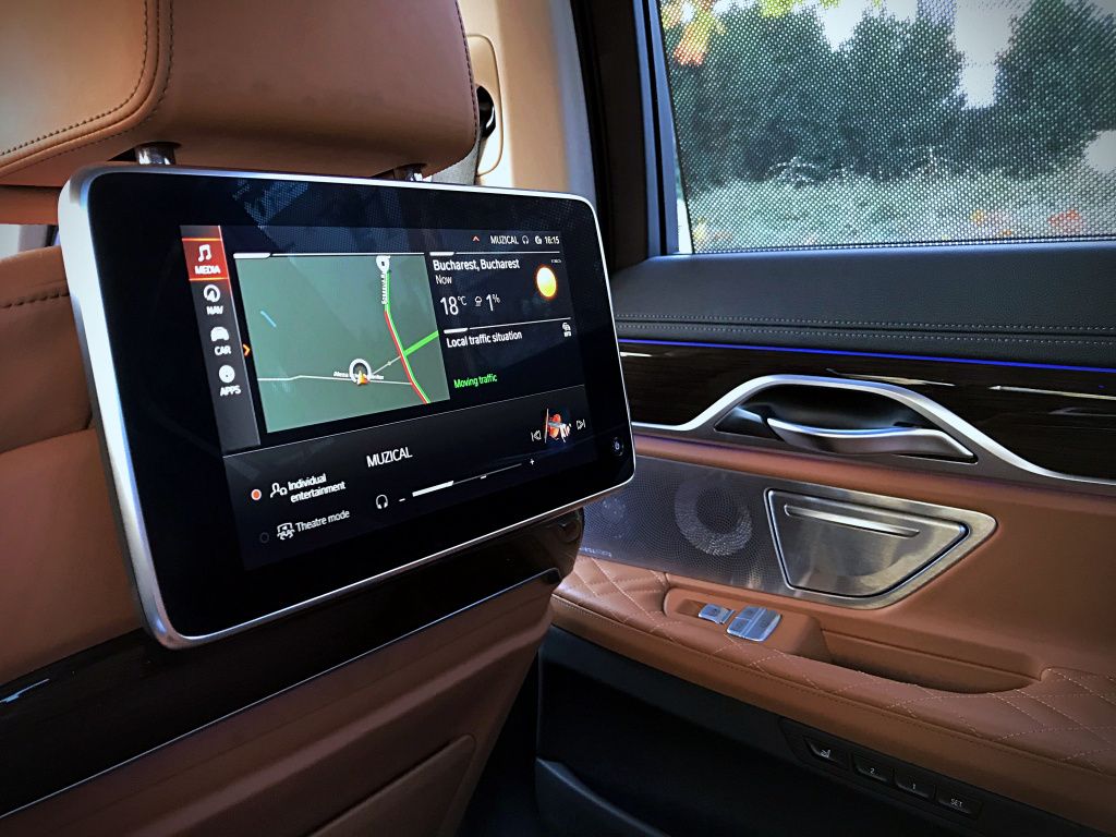 BMW 745e - Imagine 12
