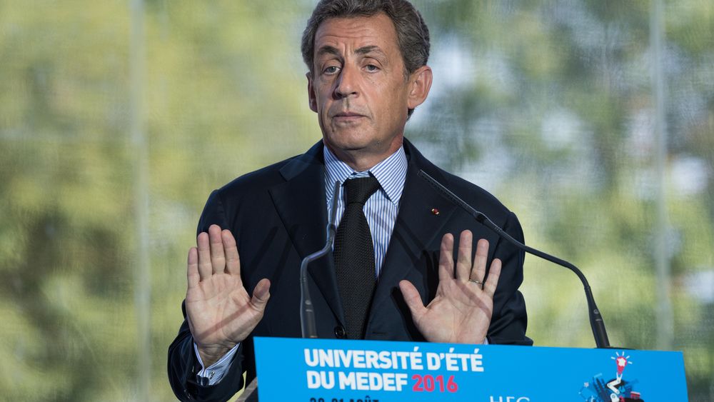 Franţa: Sarkozy spune că închisoarea este "dură" şi "epuizantă"; justiţia analizează cererea sa de eliberarea condiţionată