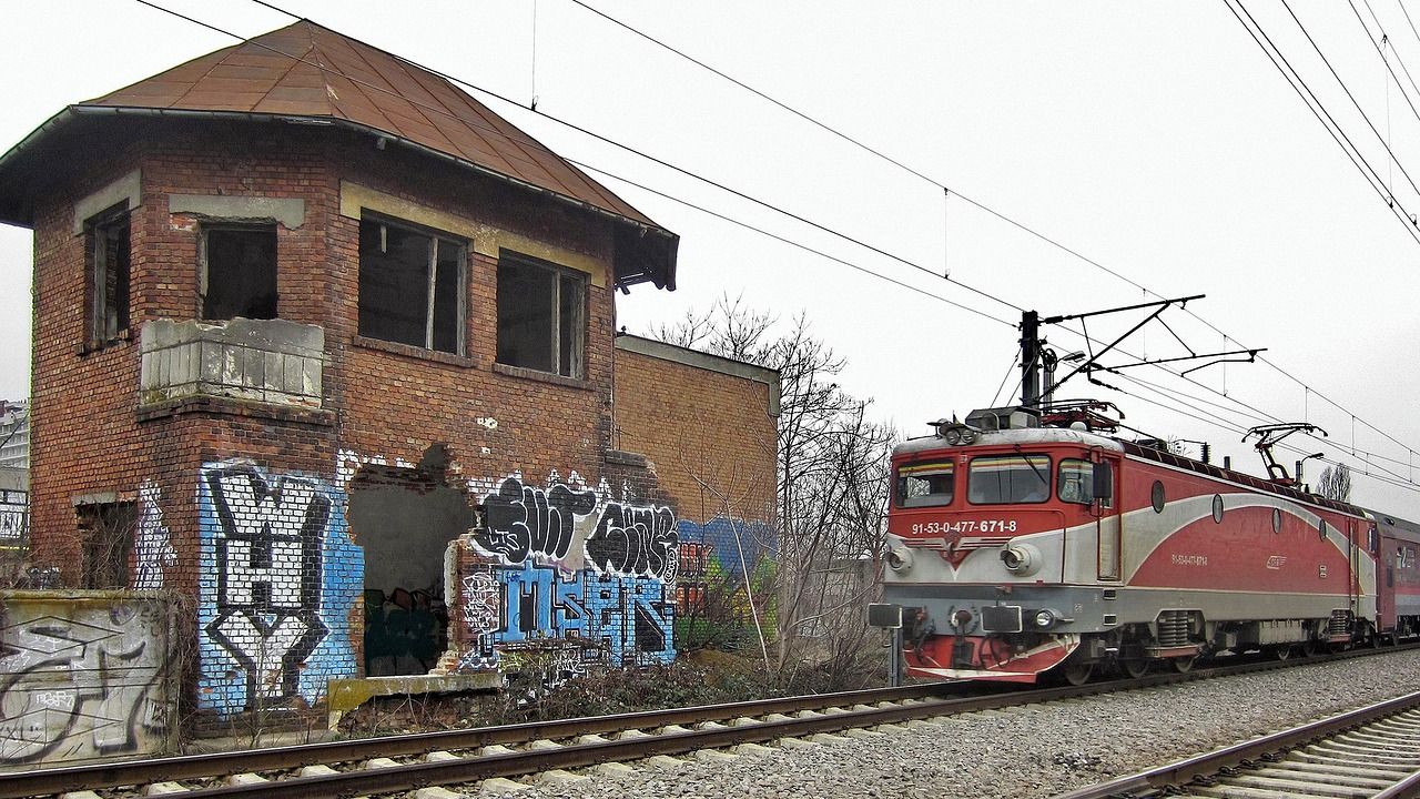 Biletele de tren se scumpesc cu 20%, de la 1 iulie. Cât va costa un drum București-Constanța la clasa a 2-a, cu CFR