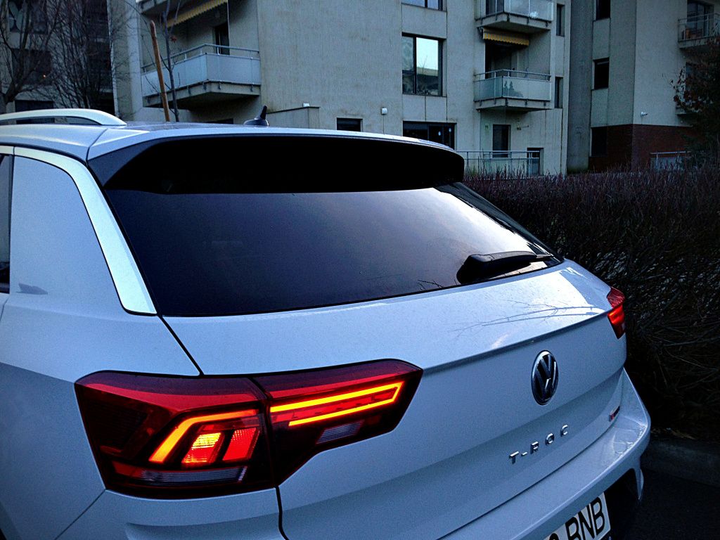 Volkswagen T-Roc - Imagine 4