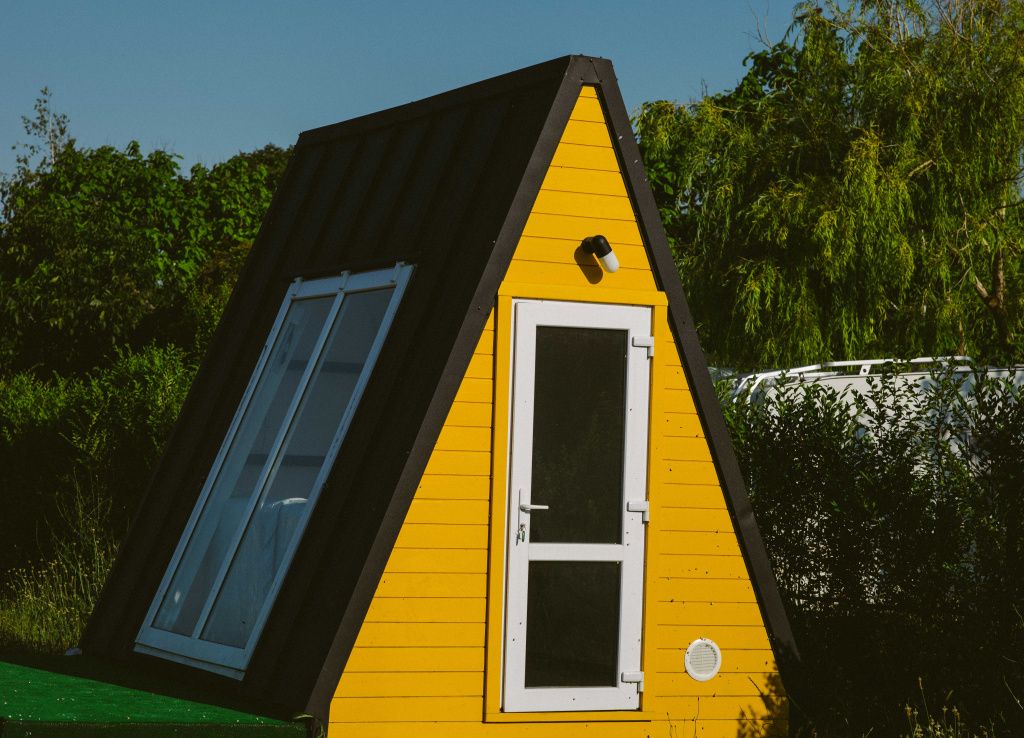 FOTO | Ai da garsoniera ta pe un Tiny House sau o casă modulară? Prețurile încep de la 7.000 de - Imagine 6