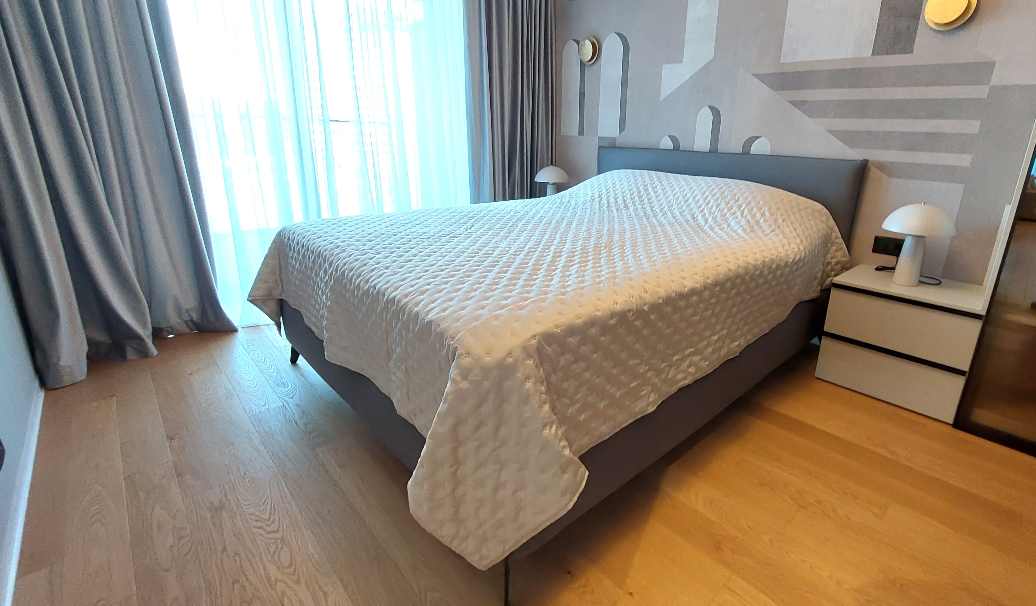 GALERIE FOTO | Ce găsești într-un apartament de circa 380.000 euro, de trei camere, dintr-un complex de lux din București - Poza 4