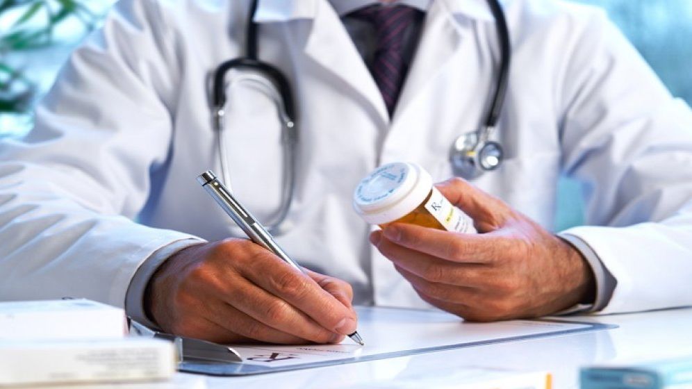 Consultațiile medicale vor fi acordate în continuare de la distanță. Decontarea serviciilor, fără cardul de sănătate