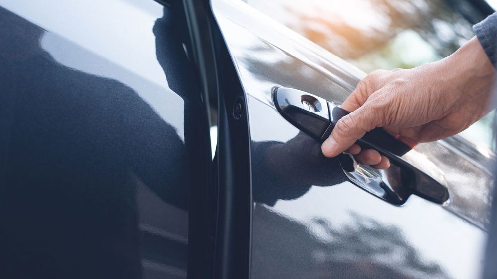 Ce piese auto și când să le cumperi dintr-un centru de dezmembrări