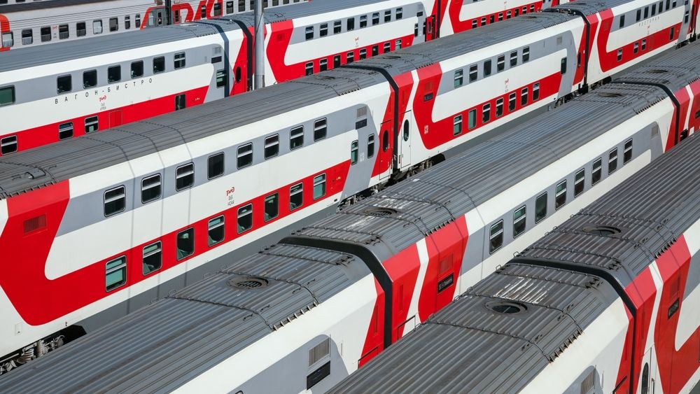 Rușii iau în calcul privatizarea Russian Post și Russian Railways. Lista completă conține 30 de companii de stat