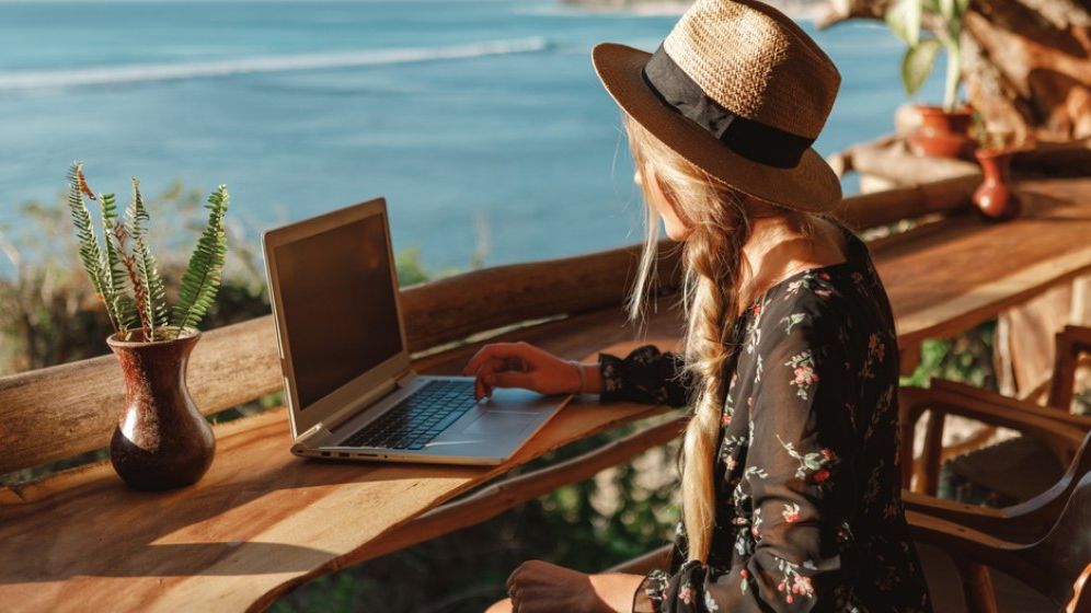 Bănci importante, cum ar fi Citigroup, HSBC sau Barclays le cer angajaților să revină la birou cinci zile pe săptămână