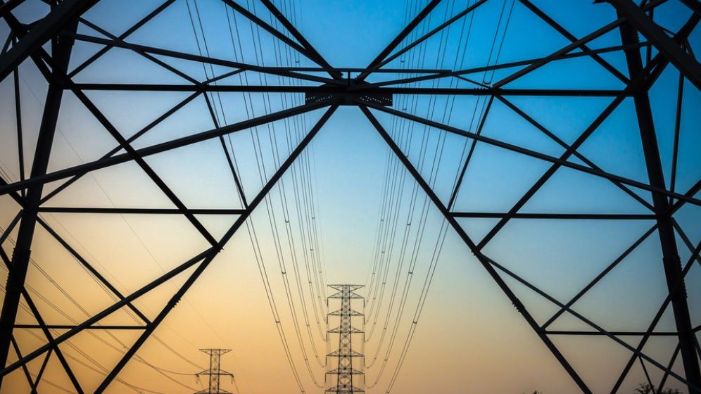 Șeful E.ON România: Facturile românilor ar scădea dacă Guvernul ar reduce TVA la energie