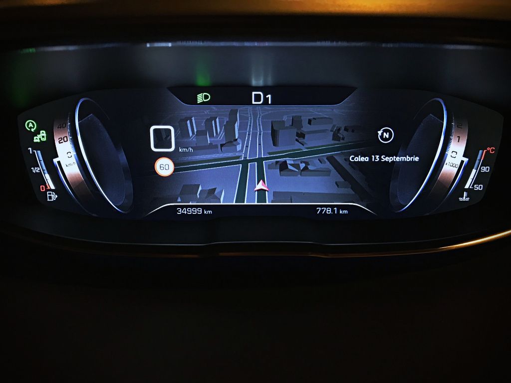 Peugeot 5008 - Imagine 37