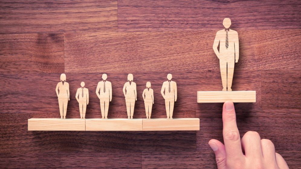 Cum alegem expertul in coaching cu care vrem sa lucram. Ce este mai important decat expertiza?