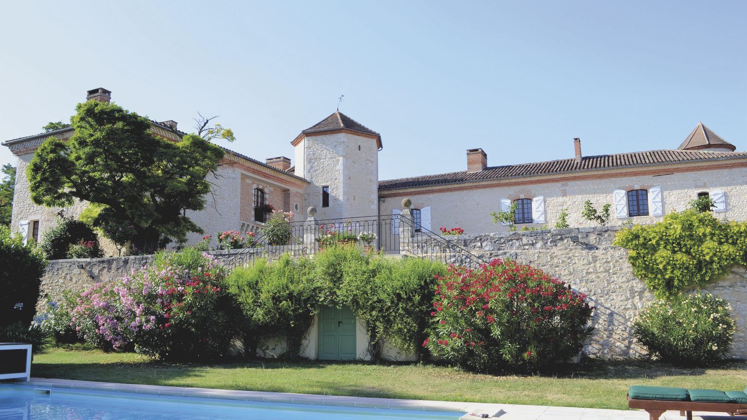 Un „chateau” construit în secolul al XVII-lea în sudul Franței a fost scos la vânzare pentru 2,5 milioane de euro