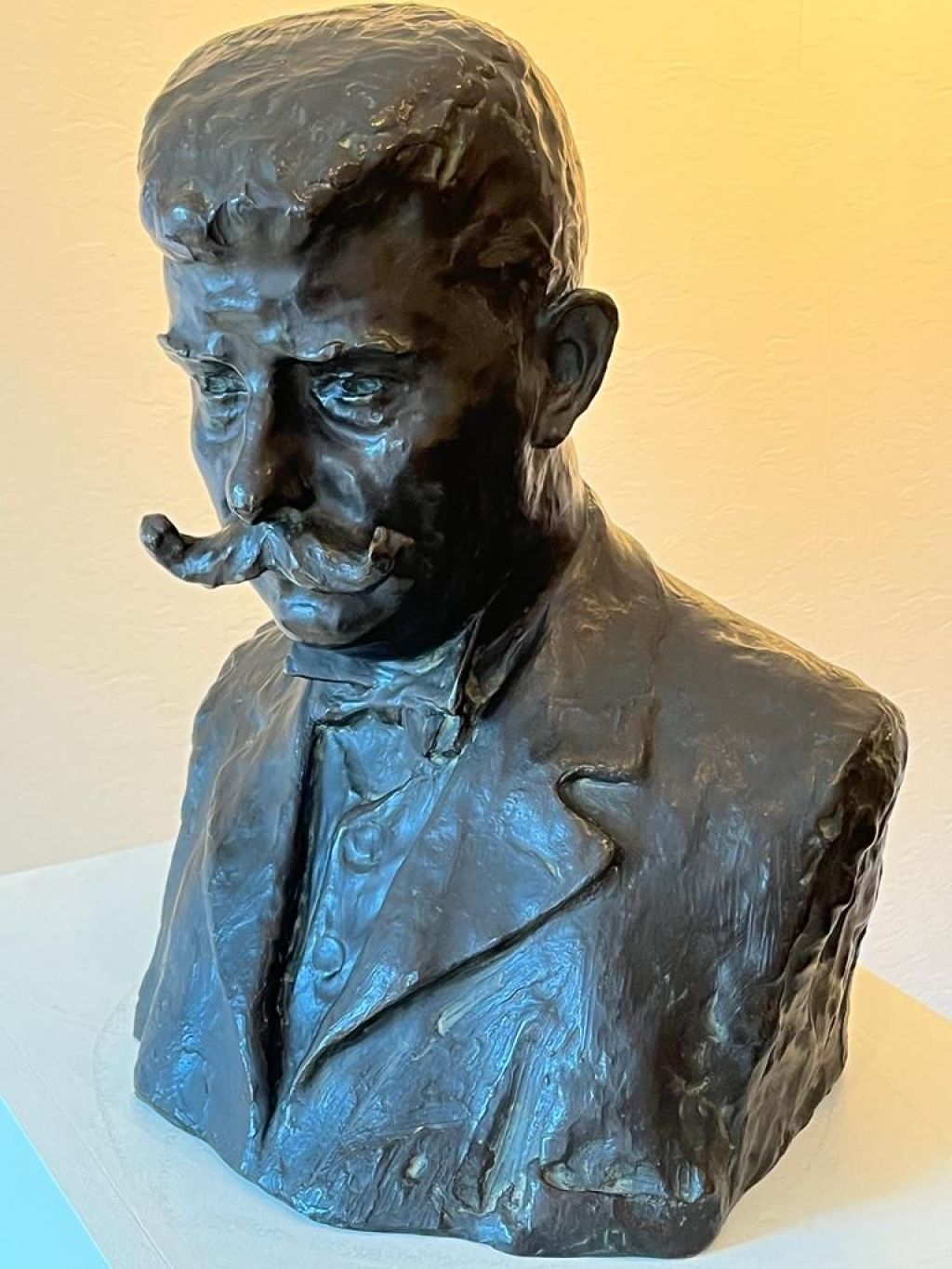 GALERIE FOTO: O sculptură realizată de BrâncuÅŸi, redescoperită recent, va fi expusă în Român - Imagine 1