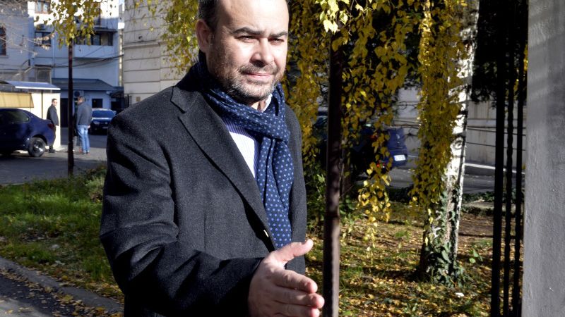 Procesul lui Darius Valcov a fost amanat din nou: Urmatorul termen a fost stabilit pentru 17 septembrie Completul de 5 judecatori