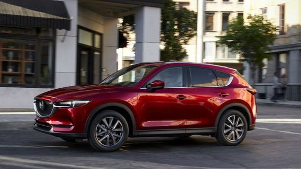 Mazda nu va renunta la motoarele diesel: "Oamenii vor SUV-uri cu consum redus de carburant"