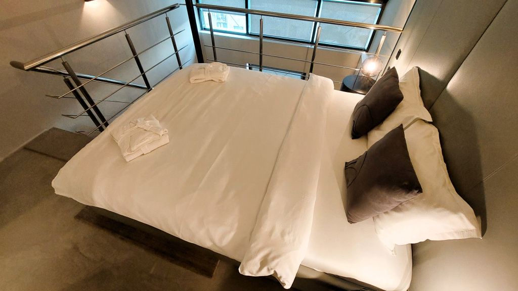 GALERIE FOTO | Cum arată apartamentele milionarei Anja Graf din centrul Capitalei - Imagine 22