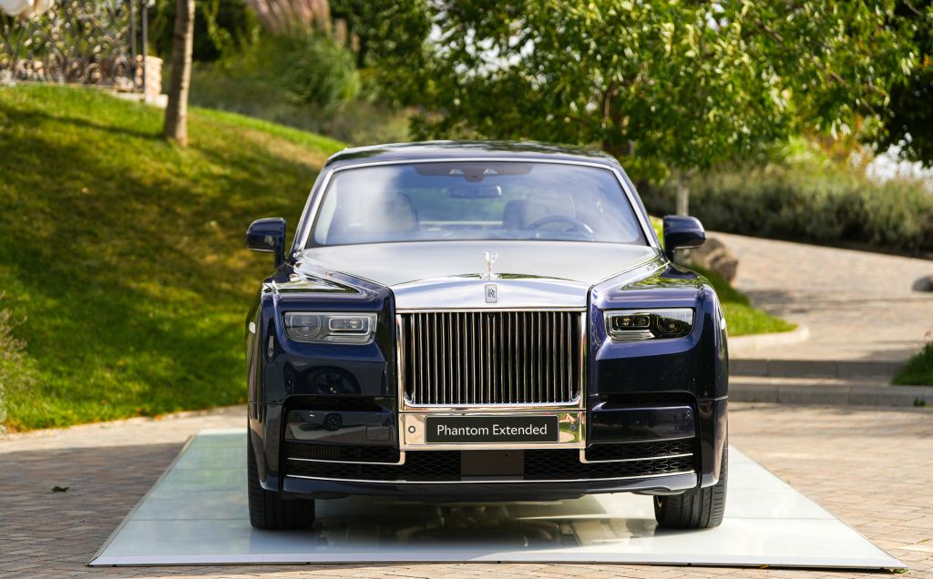 FOTO | Rolls-Royce a lansat două noi modele în România: Cum arată acestea - Imagine 1