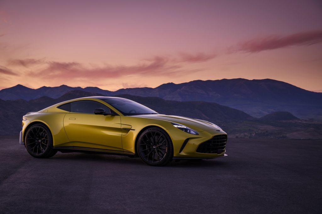 GALERIE FOTO | Aston Martin Vantage a primit un facelift - Imagine 13