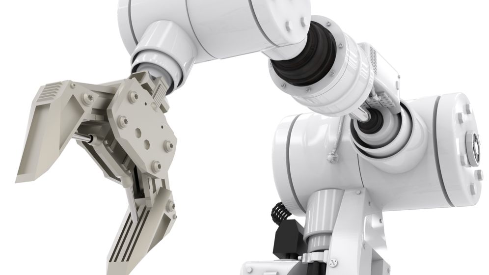 Un producător auto chinez va înlocui o treime din angajați cu roboți și AI
