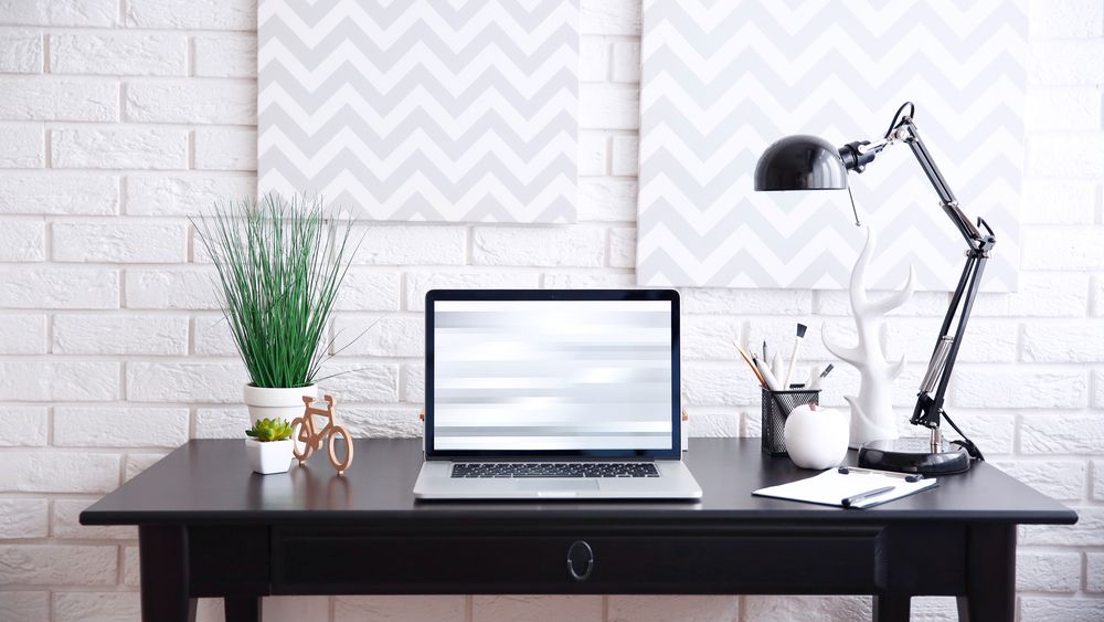 Cinci dispozitive de care ai nevoie pentru biroul de acasa