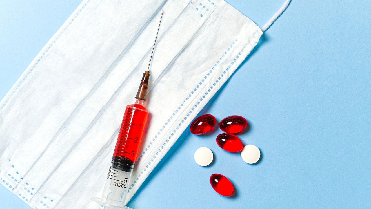 OMS laudă rezultatele vaccinului dezvoltat de AstraZeneca și Oxford, dar avertizează că ”mai este drum lung”