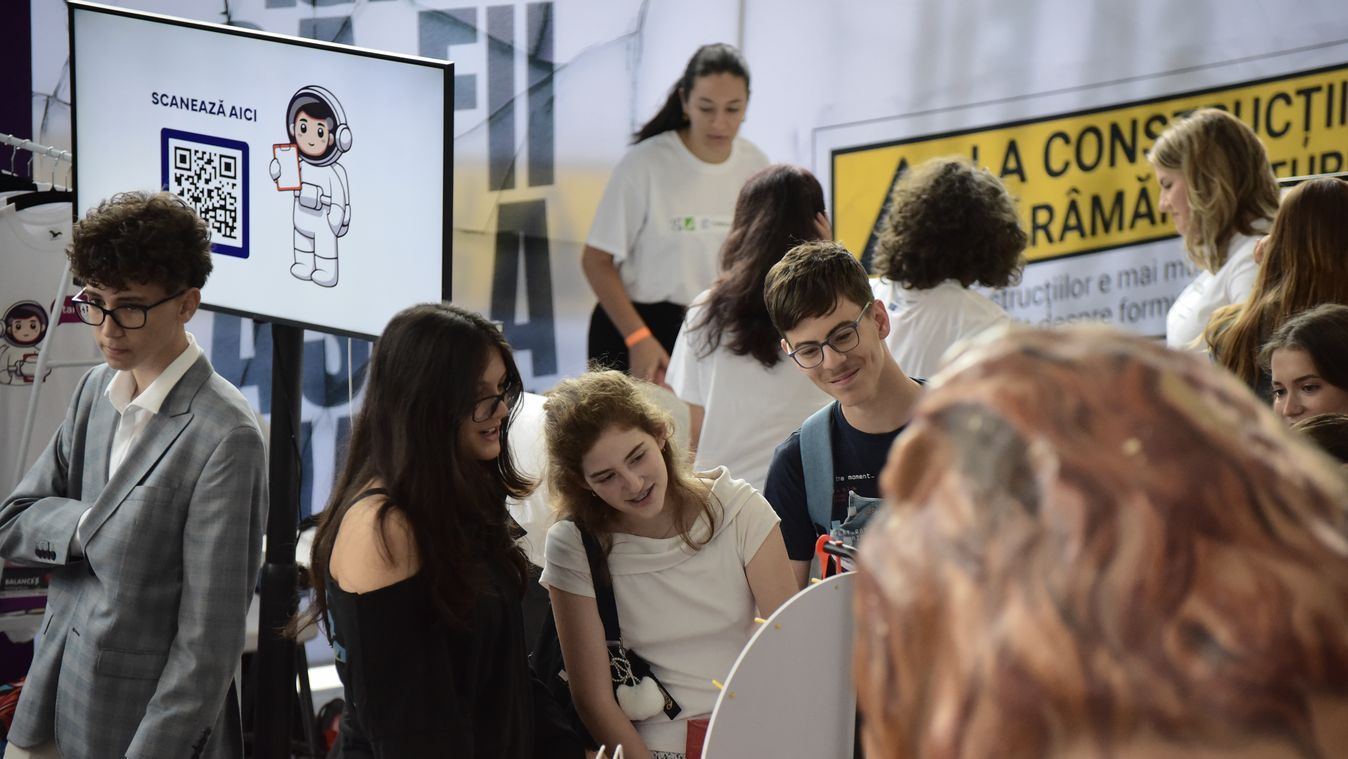 Arena Elevilor, ediția a 3-a: peste 3.000 de participanți și o dezbatere crucială despre viitorul educației și orientarea în carieră a tinerilor