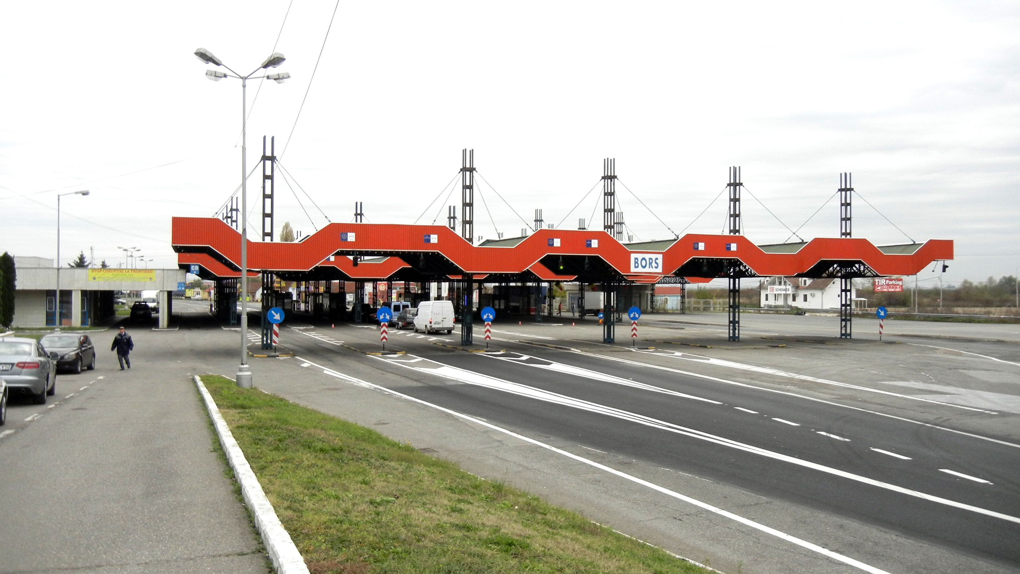 Două femei din Bihor cu COVID-19 plasate în izolare la domiciliu, prinse la graniţă încerând că plece din ţară