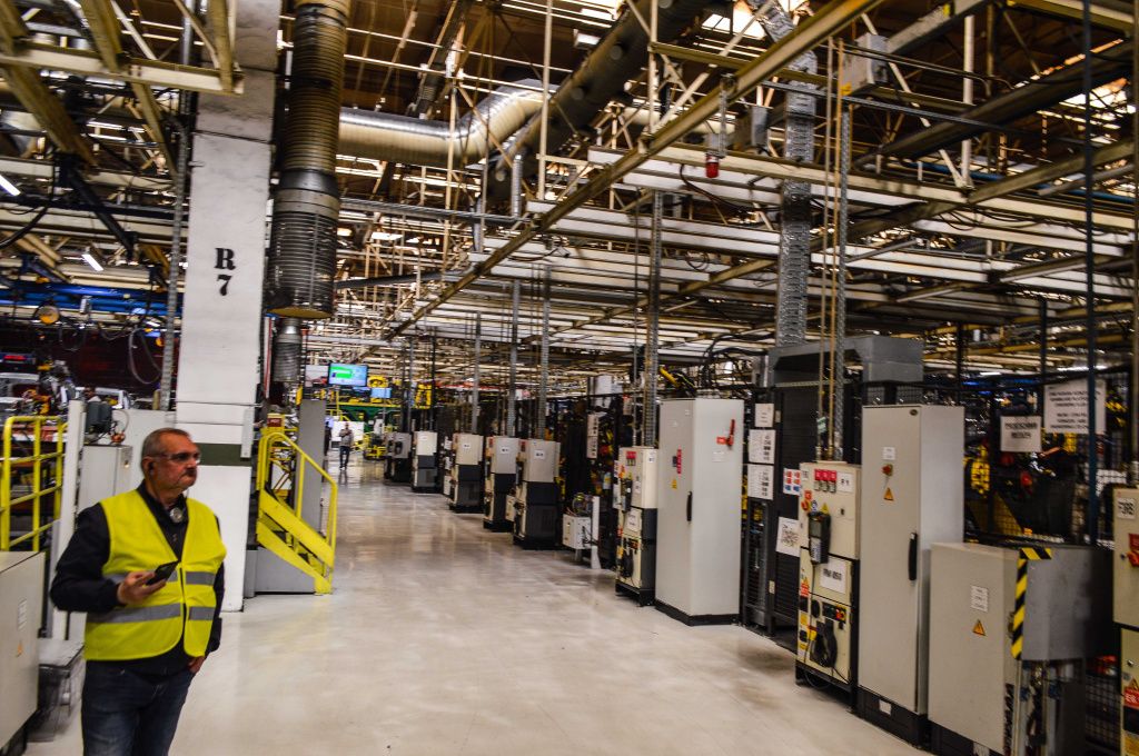 [FOTO] Cum arată fabrica Dacia Mioveni, "žcasa" lui Bigster în care s-au investit 340 mil. euro - Imagine 18