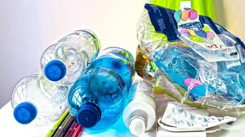 La ce magazine poti recicla plastic si ce primesti la schimb