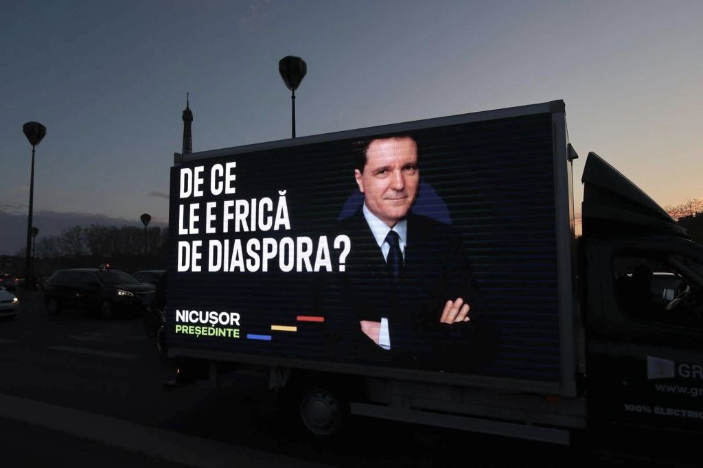 FOTO | Nicușor Dan "ža plecat" într-un turneu european ca să afle "žde ce se tem politicienii - Imagine 1