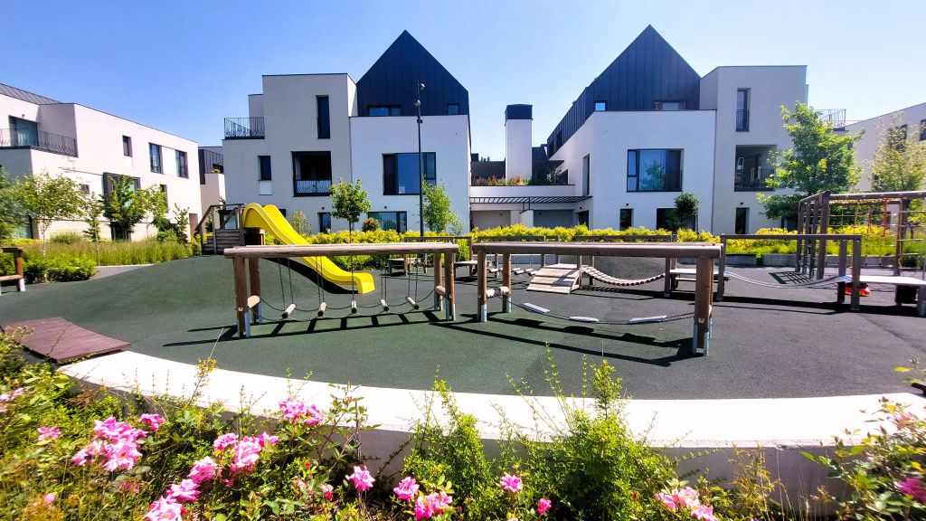 GALERIE FOTO | Cum arată un penthouse de 325.000 de euro dintr-un complex exclusivist din nordul Ca - Imagine 61