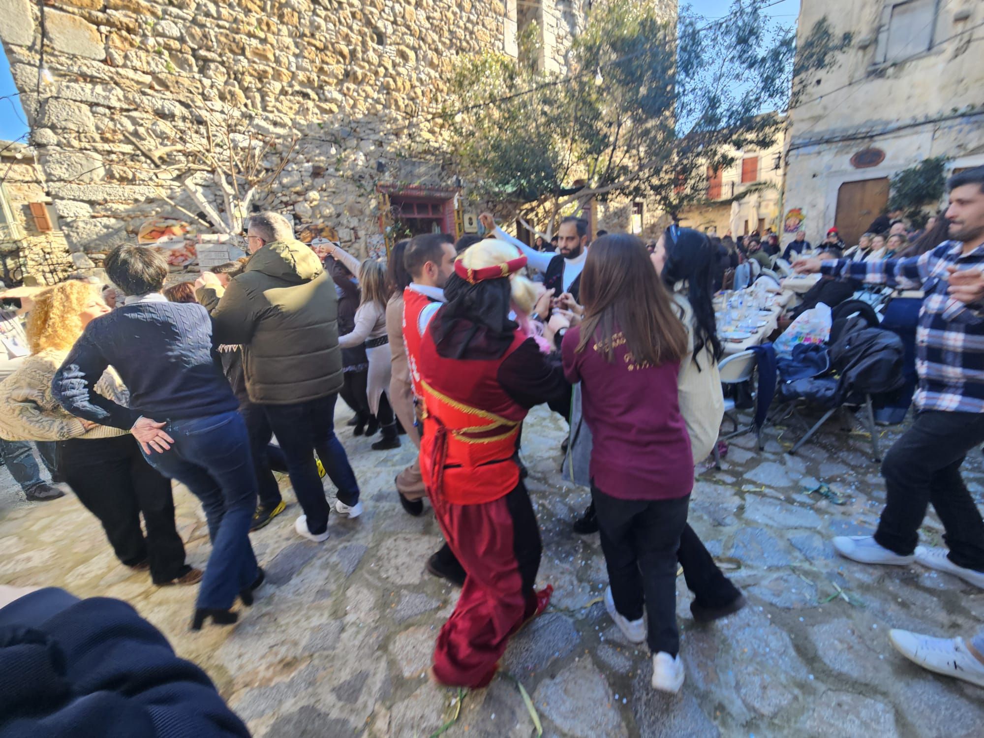 FOTO | Satele-cetate din Grecia unde tradiția are gust de mastică - Poza 3