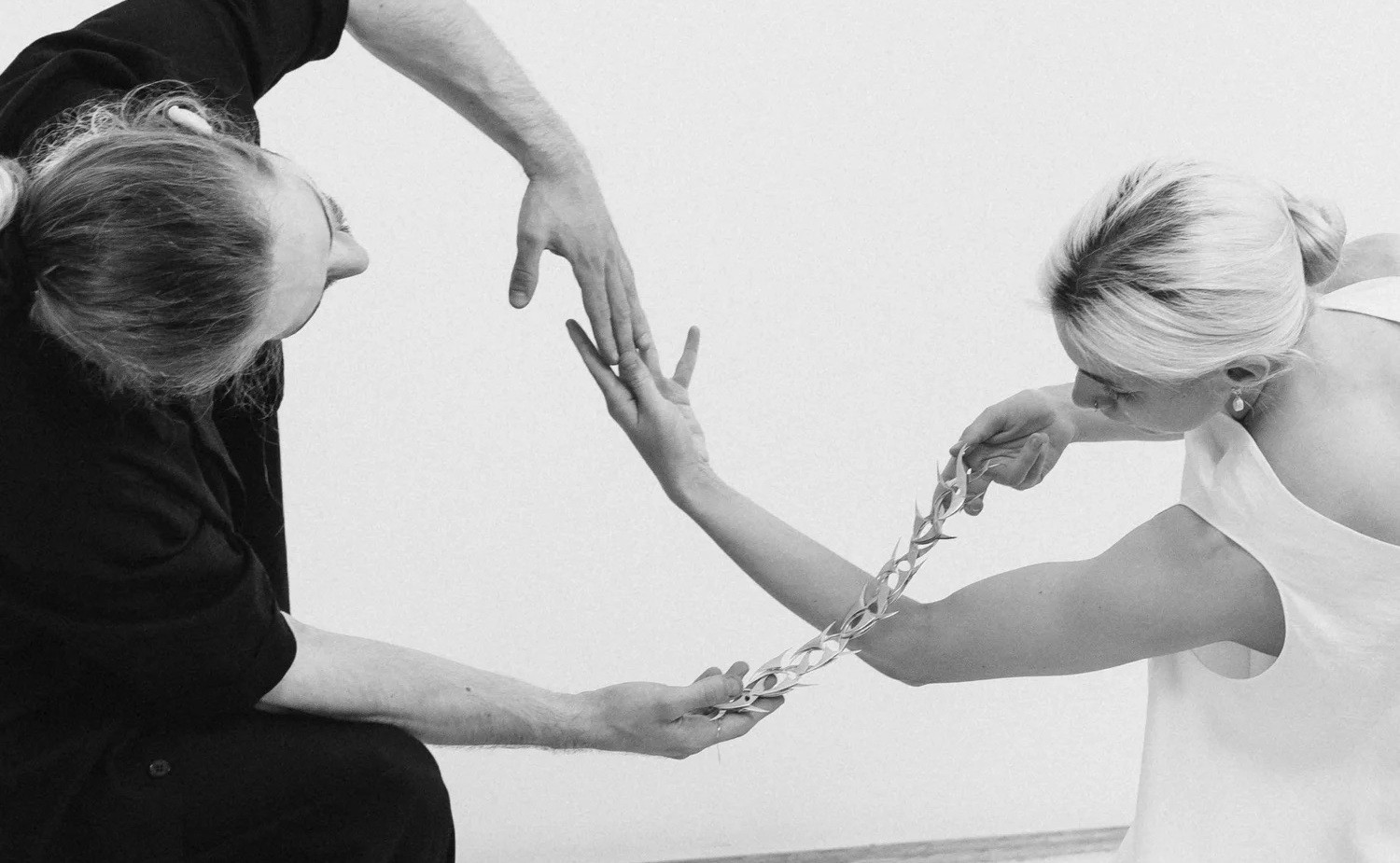 Cum se construiește un business în bijuteria contemporană de autor - 12 colecții de la Romanian Jewelry Week 2026