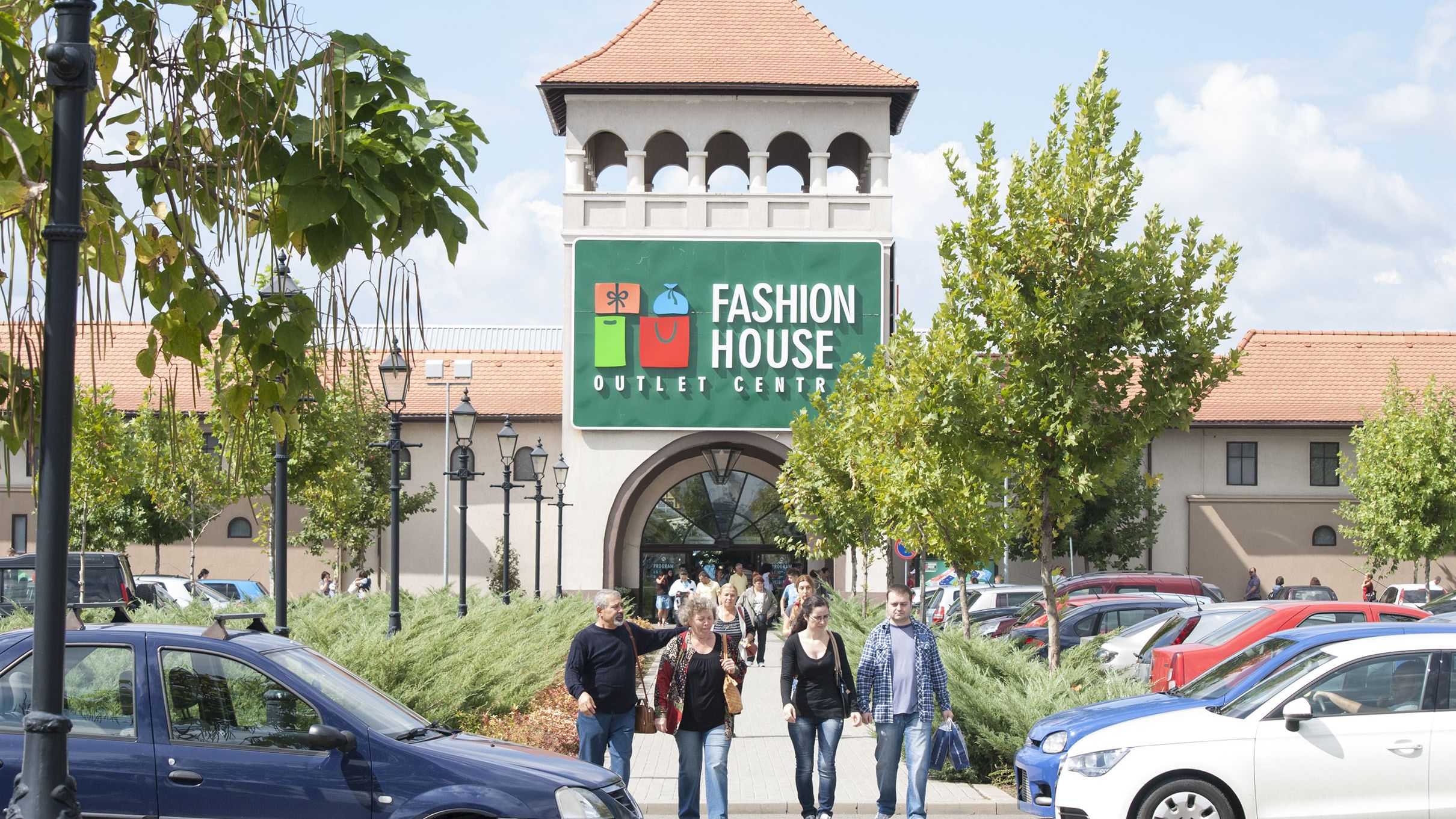 Venituri in crestere cu 12% in prima jumatate a anului pentru Fashion House Outlet