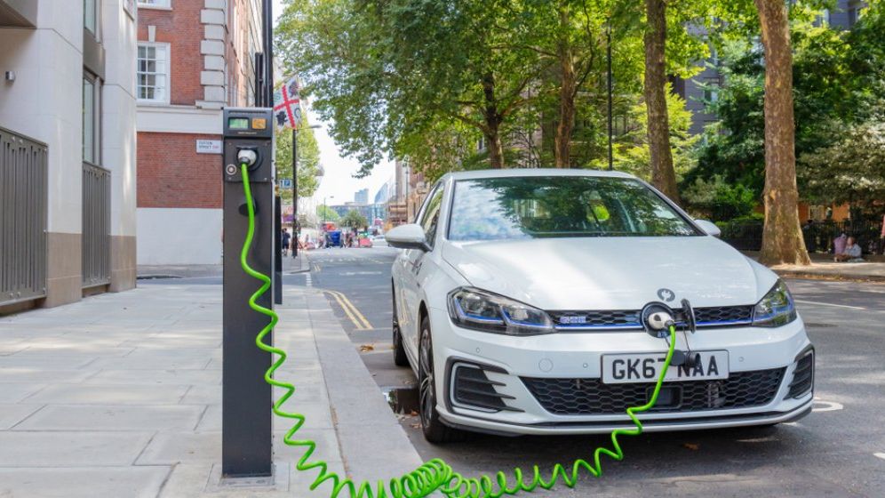 Volkswagen şi societăţile sale mixte din China vor să investească 15 miliarde de euro în vehicule electrice