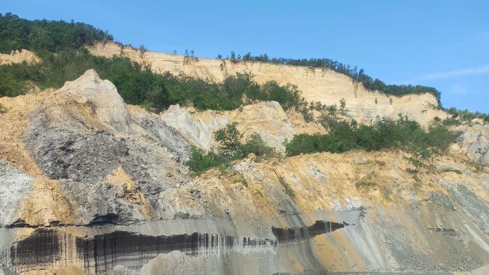 Alunecare de teren la cariera Tismana: este afectată alimentarea termocentralei Rovinari
