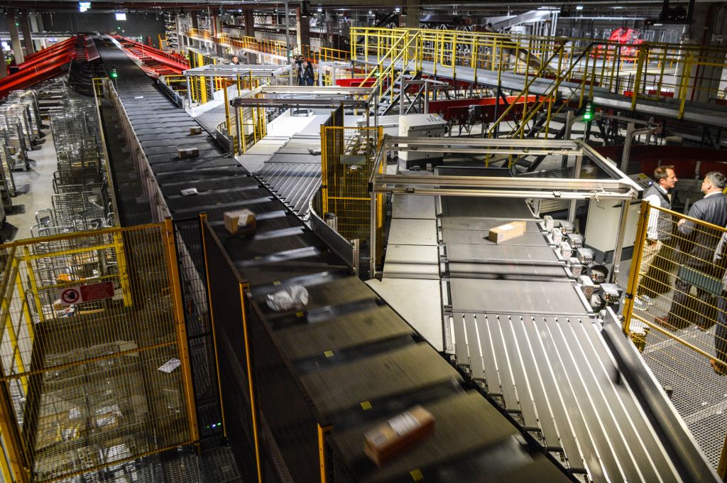 GALERIE FOTO | Cum arată cel mai mare centru logistic al Sameday - Imagine 47
